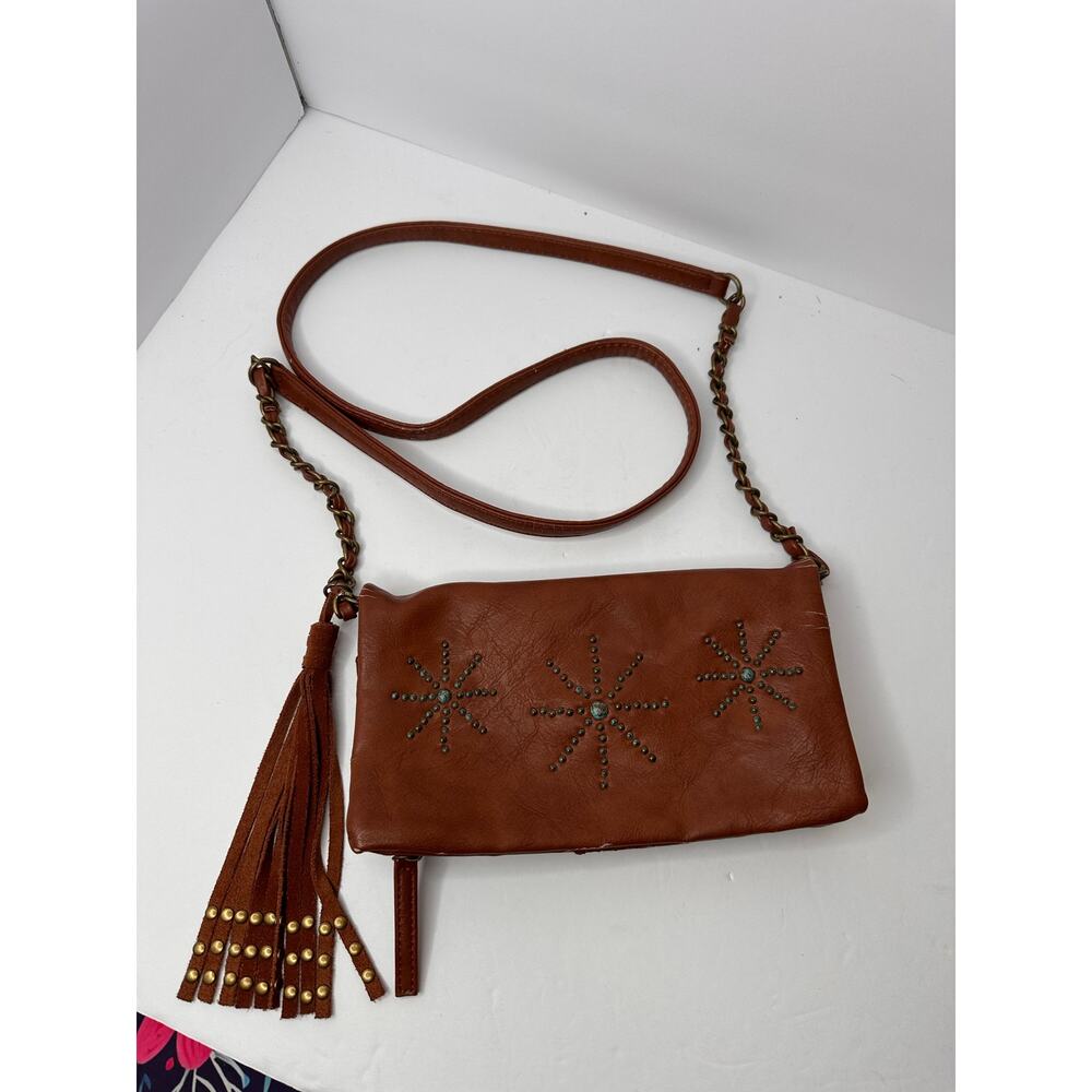 Shyanne Bohemian Western Style Crossbody Bag Leather Grommet Design Tassel - Picture 3 of 16
